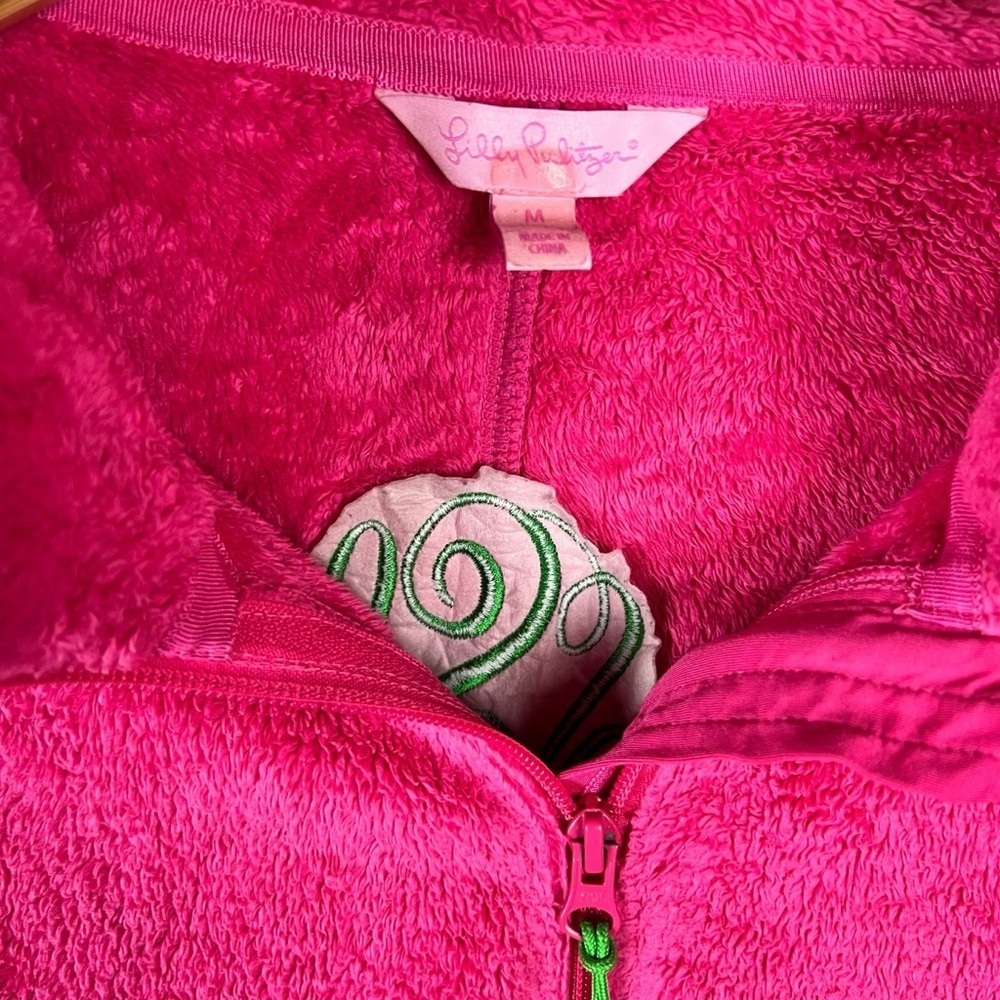 Lily Pulitzer Maddie Fleece Logo Full Zip Jacket in Hot Pink. - Picture 3 of 6